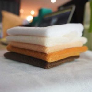 Read more about the article Kenali Jenis-Jenis Kain Tekstil dan Fungsinya untuk Bisnis Fashion